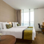 JC Kevin Sathorn Bangkok Hotel : Premier Room & Skyline Premier Room