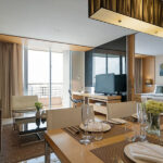 JC Kevin Sathorn Bangkok Hotel : One Bedroom Suite & Skyline One Bedroom Suite