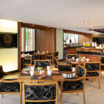 JC Kevin Sathorn Bangkok Hotel : 100° East(东100度)